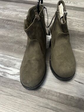 Kids Side-Zip Ankle Boots in Olive Suede